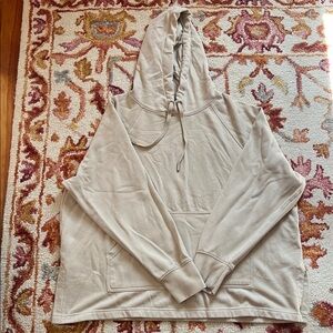 4/$25 SALE H&M Cozy Split Hem Cream Oversized Hooded Sweatshirt